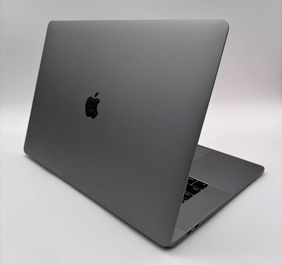 MacBook Pro 15”, potente Intel Core i7, RAM 16 GB -(2017)