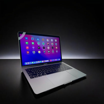 MacBook Pro 13” con barra táctil, Intel Core i5, 8 GB, (2016)