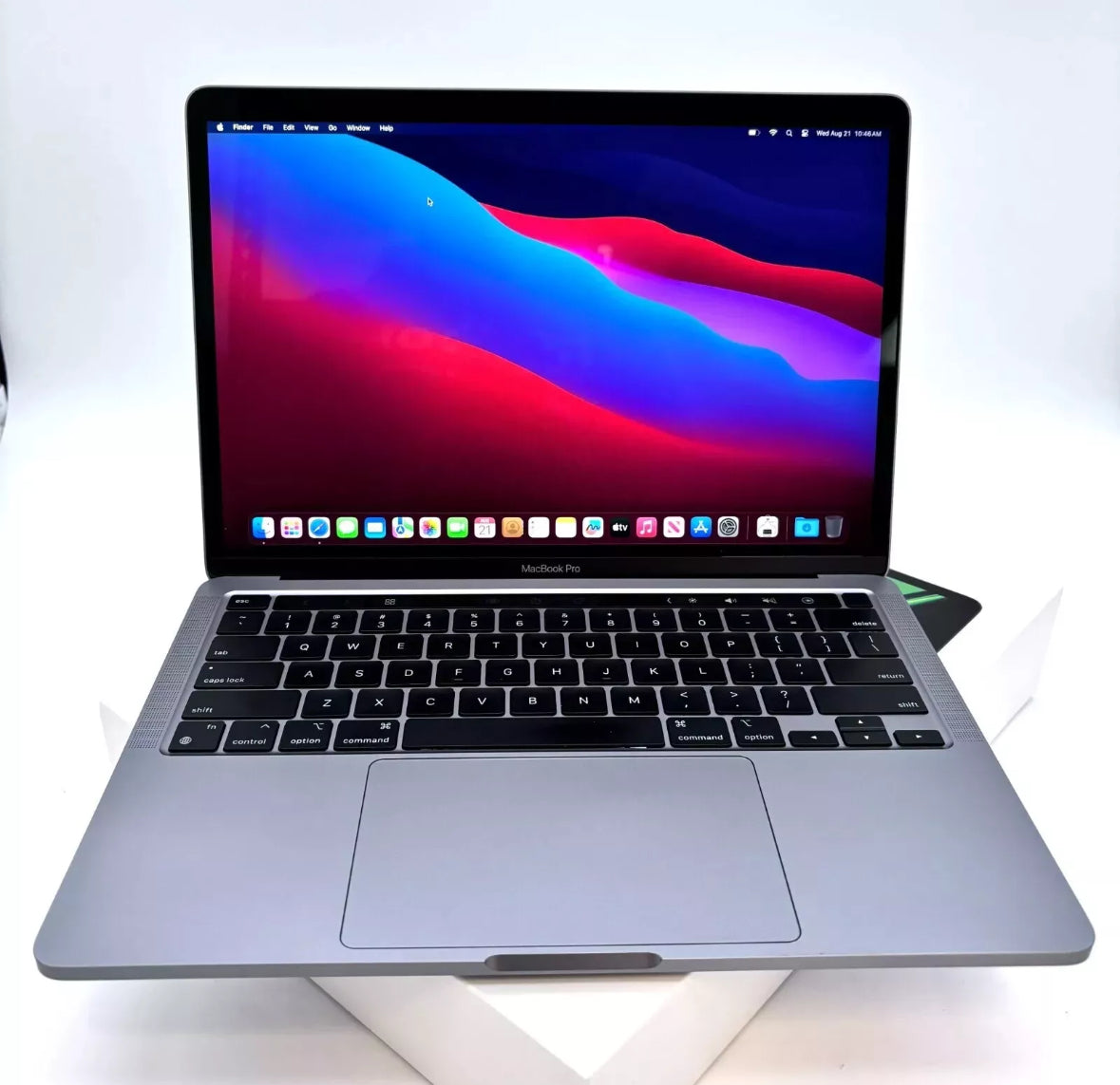 MacBook Pro 13” con barra táctil, Intel Core i5, 8 GB, (2016)