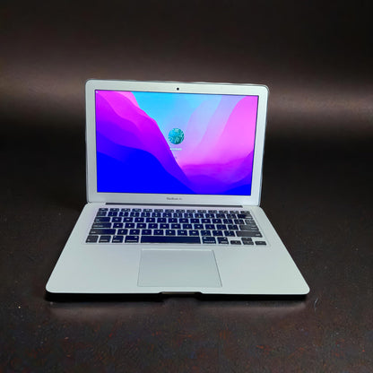 MacBook Air 13” (2017) 8 GB de RAM, 128 GB de almacenamiento