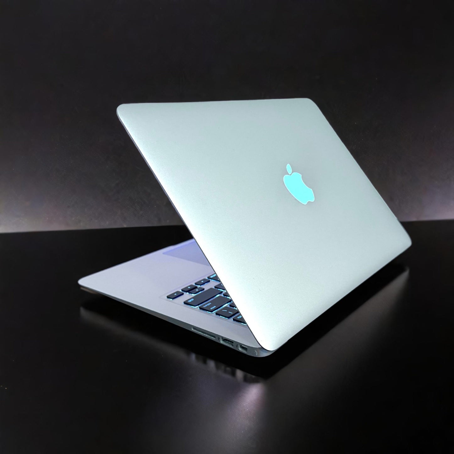 MacBook Air 13” (2017) 8 GB de RAM, 128 GB de almacenamiento